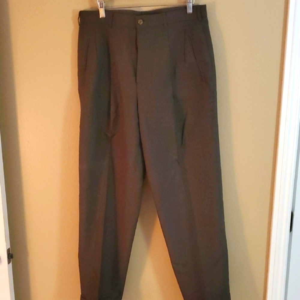 Perry Ellis Men's Dark Brown Dress Pants